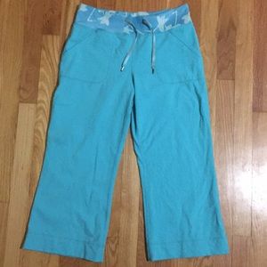Lululemon Teal Capri pants drawstring size 6